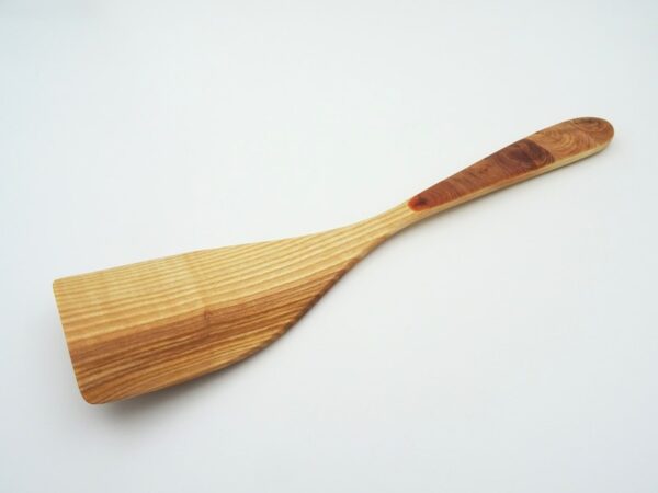 Ash tree spatula with juniper handle decoration 31 cm
