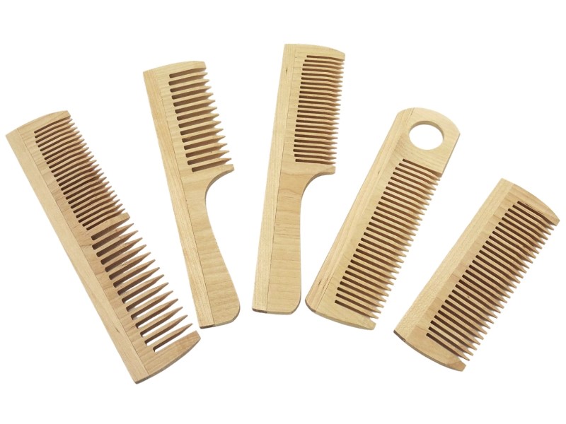 Combs made of birch