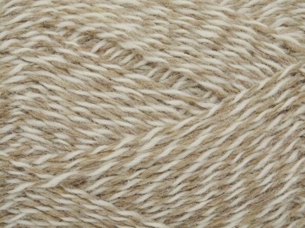 two tone yarn 100g 80% wool white beige 826