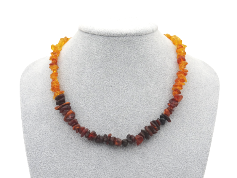 Amber necklace 46cm 17g no15