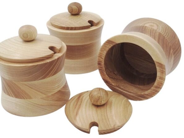 wooden seasoning container