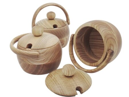 Ash wooden seasoning container with handle
