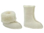 Soft slippers with sheep wool for children