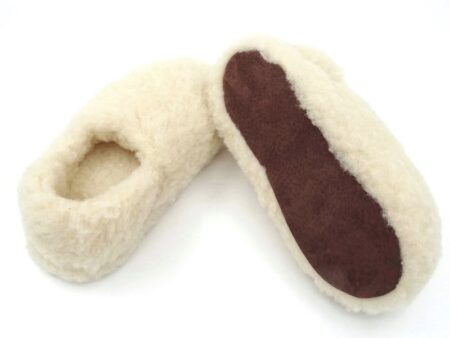 Warm slippers made of wool
