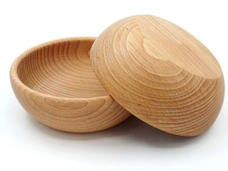 Bowl made of beech wood