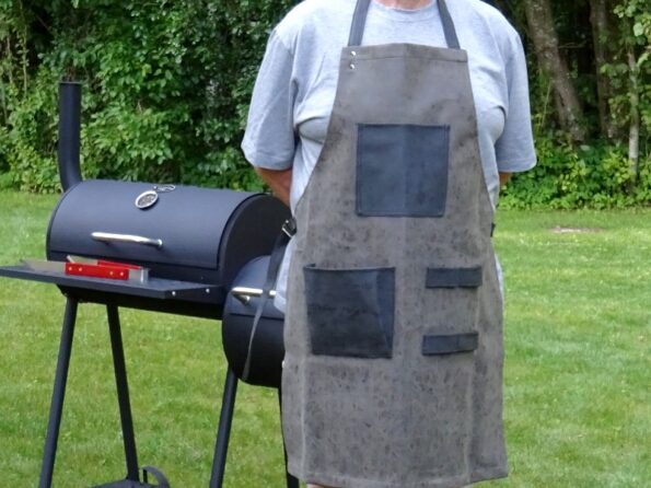 Grill apron