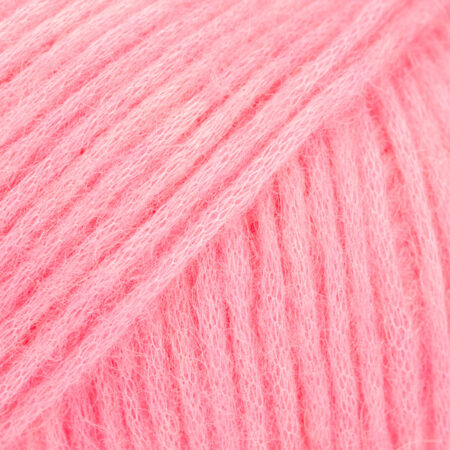 Yarn DROPS Air 53 strawberry ice cream